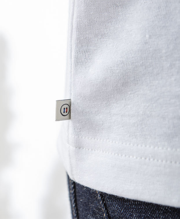 Tee-shirt Colberte blanc en lin & coton bio - La Gentle Factory - Zoom vignette Tee-shirt Colberte blanc en lin & coton bio - La Gentle Factory - Zoom vignette