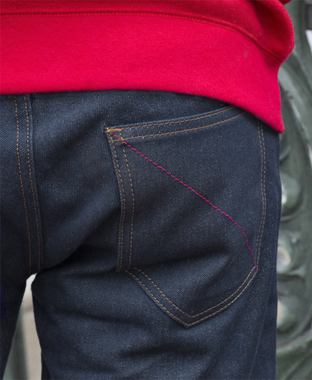 Jean Léo 130 brut en coton bio - La Gentle Factory - Vue fesses Jean Léo 130 brut en coton bio - La Gentle Factory - Vue fesses