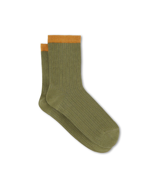 Chaussettes Capucine vertes en coton bio - La Gentle Factory - Vue à plat Chaussettes Capucine vertes en coton bio - La Gentle Factory - Vue à plat