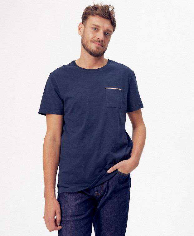 Tee-shirt Edmond bleu marine en coton bio - Vue de face Tee-shirt Edmond bleu marine en coton bio - Vue de face