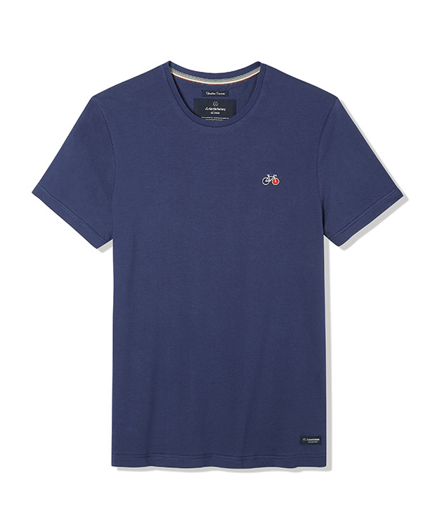 Tee-shirt Baptiste brodé bleu indigo en coton bio - La Gentle Factory - Vue à plat Tee-shirt Baptiste brodé bleu indigo en coton bio - La Gentle Factory - Vue à plat