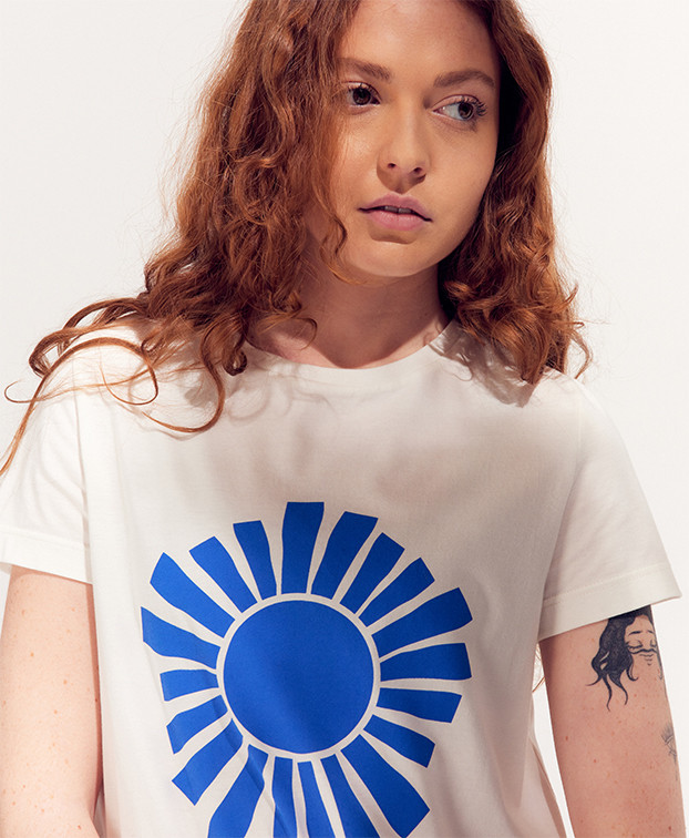 Tee-shirt Prune écru "Soleil" en coton bio - La Gentle Factory - Zoom devant Tee-shirt Prune écru "Soleil" en coton bio - La Gentle Factory - Zoom devant