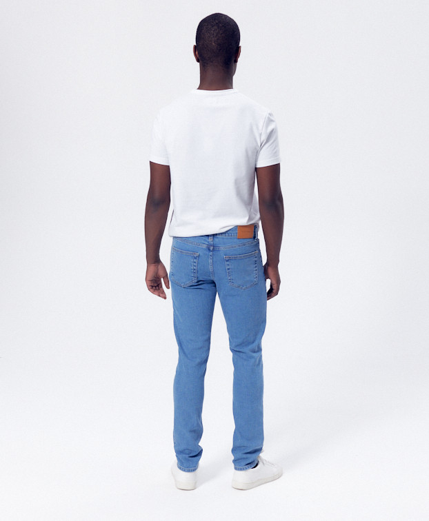 Jean Jacky slim bleu jean en coton bio - L32 - Vue dos Jean Jacky slim bleu jean en coton bio - L32 - Vue dos
