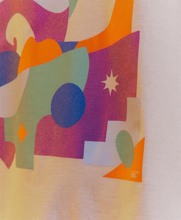 Tee-shirt Prosper G&L écru en coton bio - La Gentle Factory - Zoom sérigraphie Tee-shirt Prosper G&L écru en coton bio - La Gentle Factory - Zoom sérigraphie