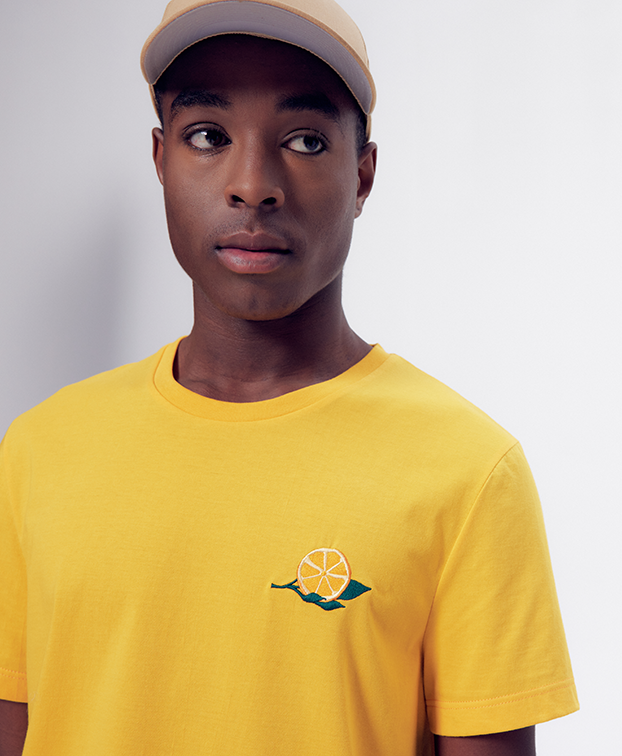 Tee-shirt Barthélémy brodé "Orangeade" jaune foncé - La Gentle Factory - Zoom buste