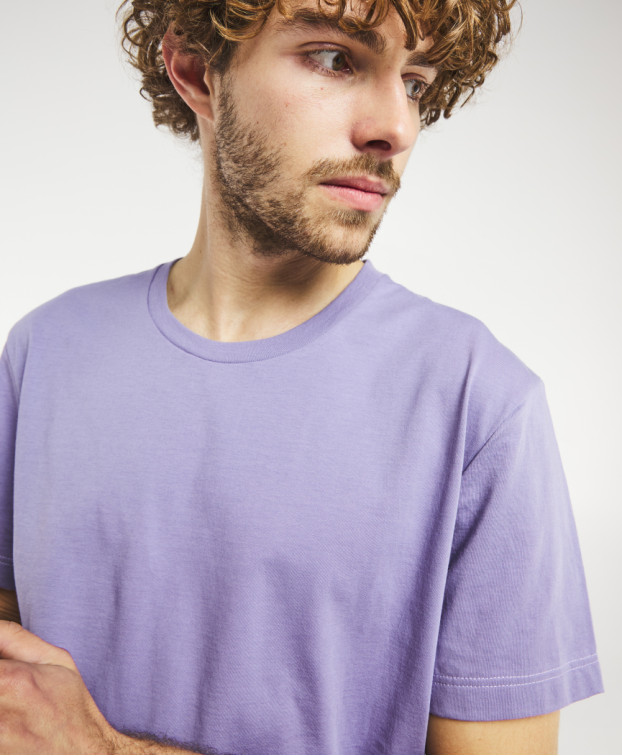 Tee-shirt Isao léger mauve en coton biologique - vue col