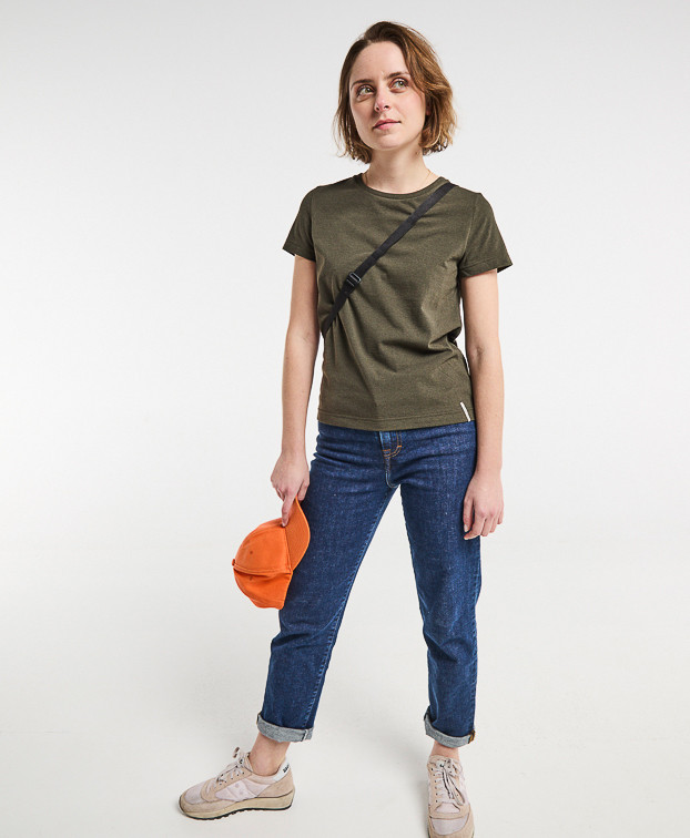 Julienne, le tee-shirt femme - Kaki Chiné - recyclé - vue silhouette