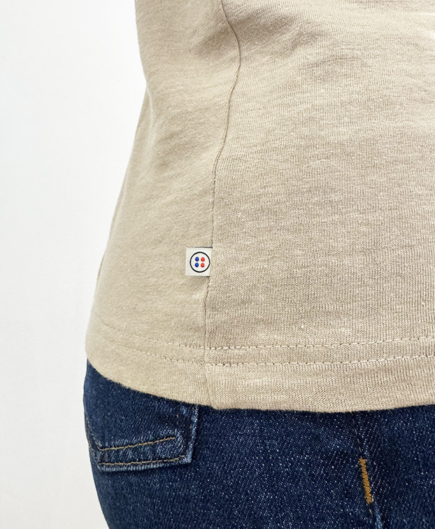 Tee-shirt Isaure femme sable en lin et coton Made in France - détail