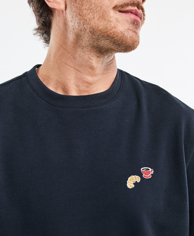 Sweat Benoit brodé " Café Croissant " marine en Coton bio - zoom