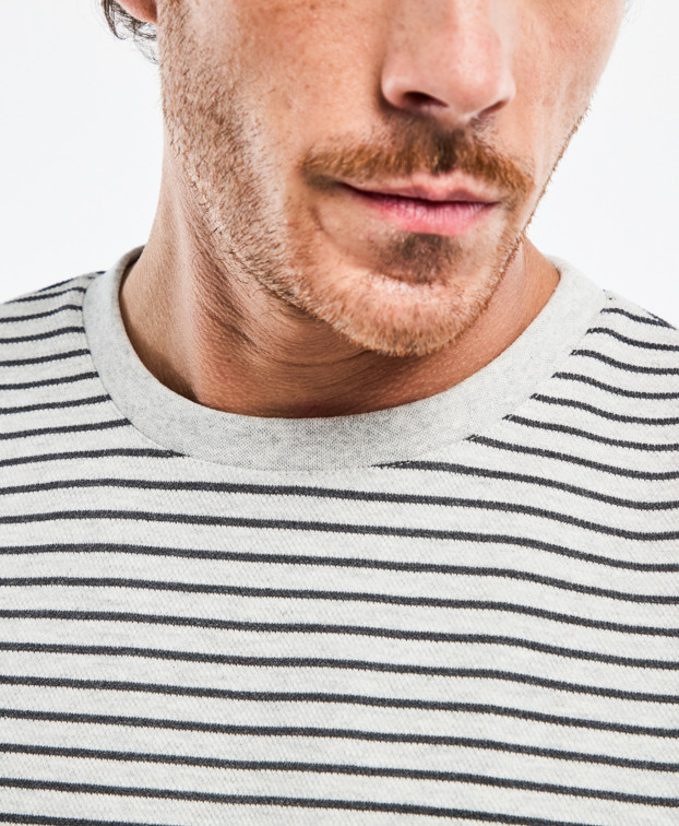 Tee-shirt Isao lourd piqué en gris rayé marine fabriqué en France - col