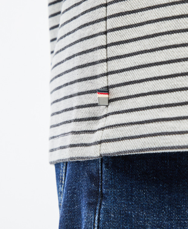 Tee-shirt Isao lourd piqué en gris rayé marine fabriqué en France - drapeau