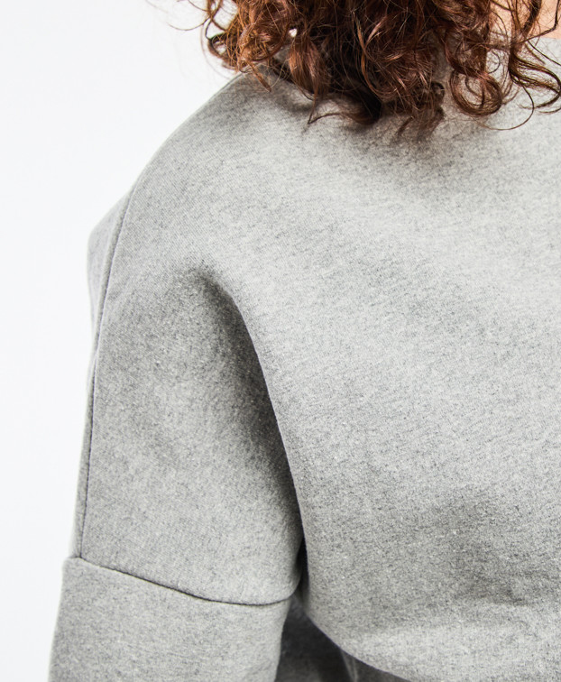 Sweat Anaïs gris recyclé - emmanchure