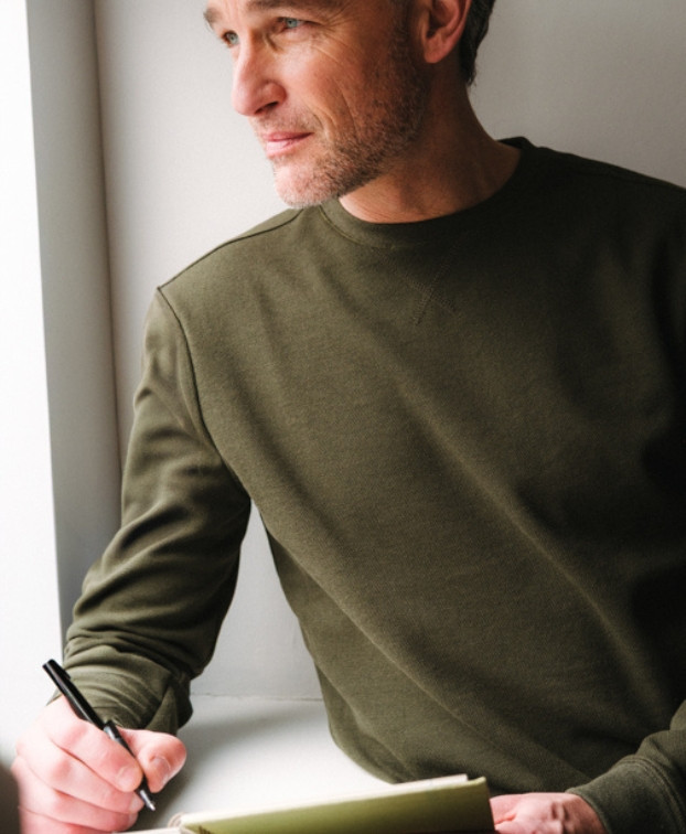 Sweat Paul piqué kaki chiné en fibres recyclées - vue Lifetsyle