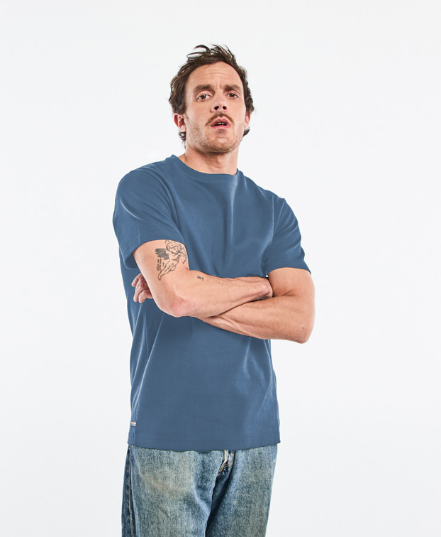 Tee-shirt Isao lourd en maille milano bleu moyen made in France - profil