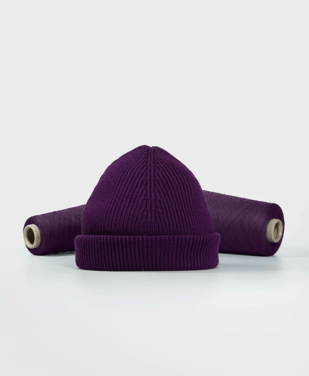 Bonnet Briac violet made in France en laine mérinos - aplat