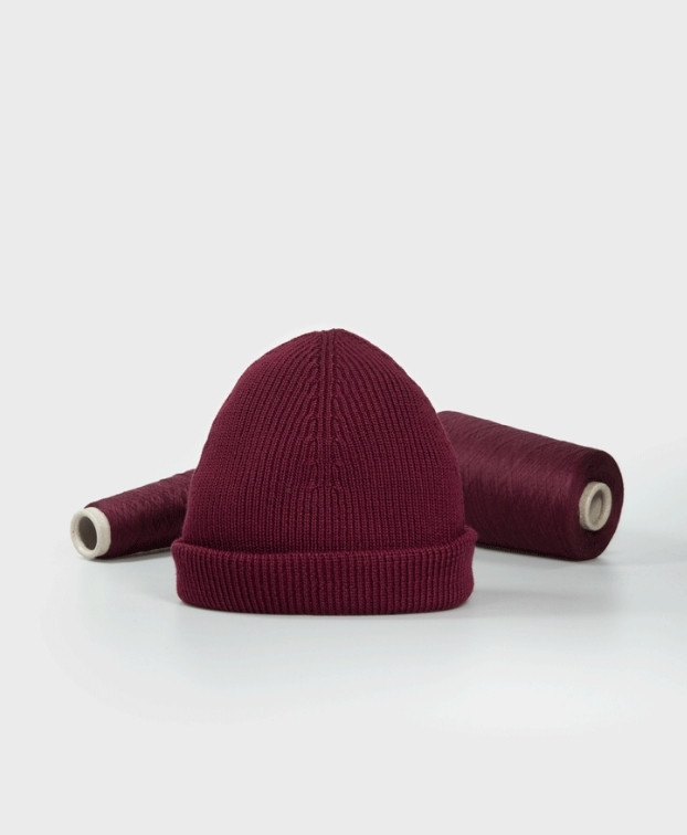 Bonnet Briac bordeaux made in France en laine mérinos - aplat