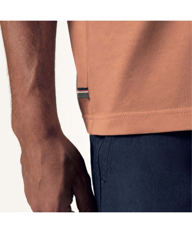 T-shirt Homme made in France avec une broderie vélo couleur pëche coton bio - Barthélémien - La Gentle Factory - vue bas t-shirt