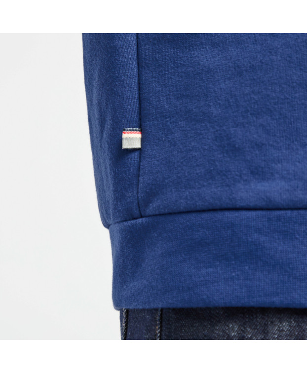 Sweat homme made in France Vélo brodé bleu indigo en coton bio - Benoit - La Gentle Factory - vue détail côté