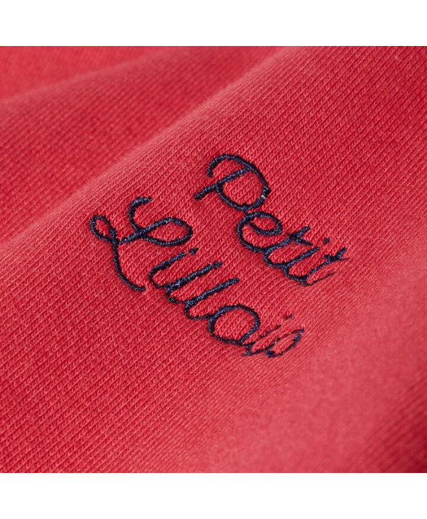 Sweat Boris brodé rouge en coton bio - La Gentle Factory - Vue sur broderie
