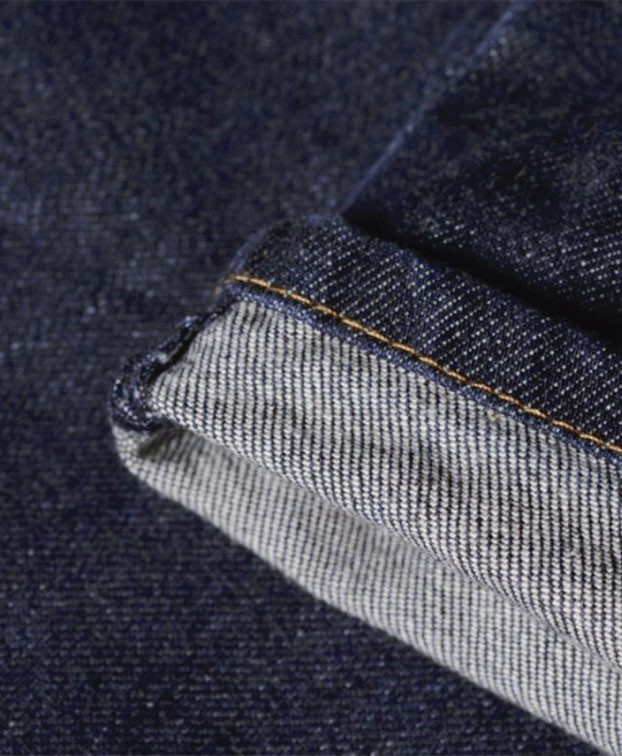 Jean homme Billy brut coupe droite en coton bio détail jambe - La Gentle Factory Jean homme Billy brut coupe droite en coton bio détail jambe - La Gentle Factory