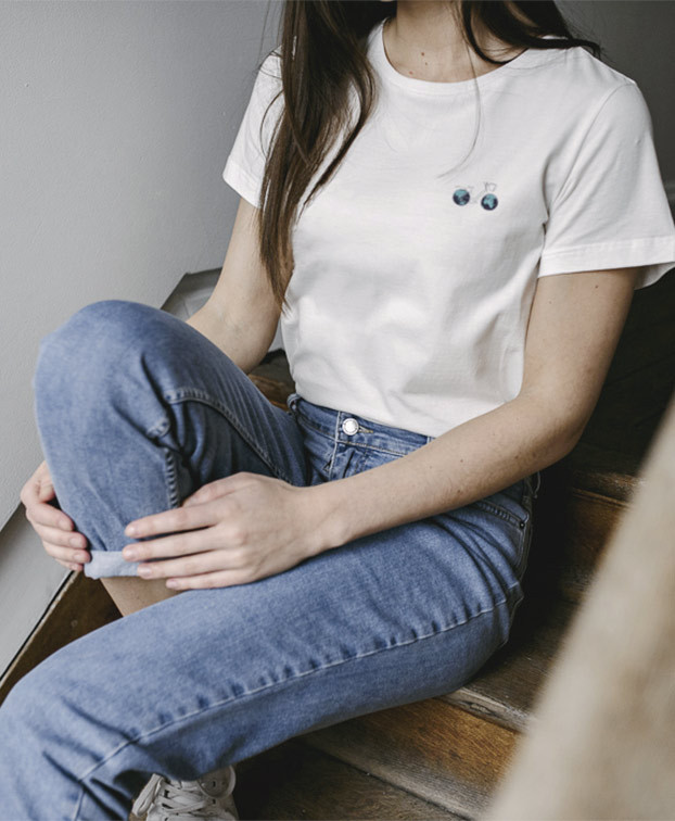 Tee-shirt Paola blanc brodé vélo zoom - La Gentle Factory Tee-shirt Paola blanc brodé vélo zoom - La Gentle Factory