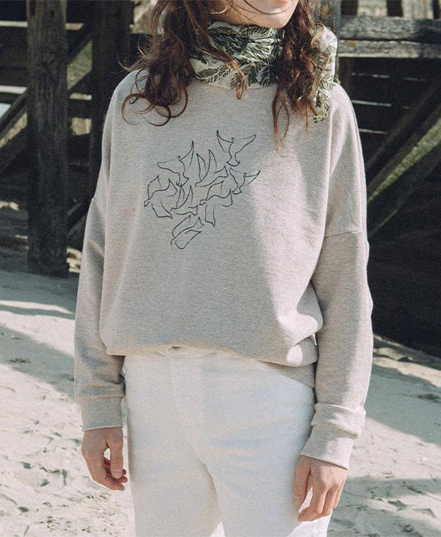 Sweat Lena "Oiseaux" beige recyclé - zoom - La Gentle Factory Sweat Lena "Oiseaux" beige recyclé - zoom - La Gentle Factory