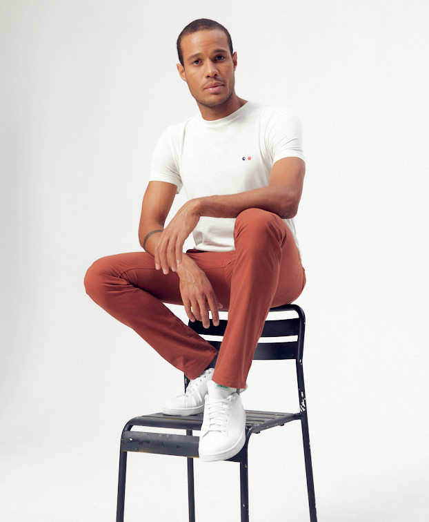 Chino Carlos rouille - Vue assise Chino Carlos rouille - Vue assise