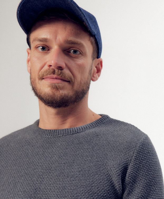 Pull Pascal gris - Vue zoom devant Pull Pascal gris - Vue zoom devant