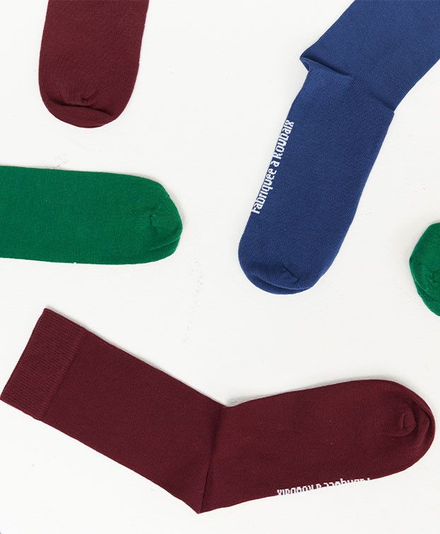 Chaussettes Cyriac bordeaux - Vue d'ambiance Chaussettes Cyriac bordeaux - Vue d'ambiance