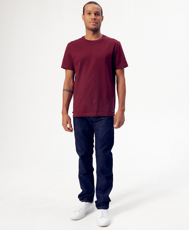 Tee-shirt Icare bordeaux - Vue silhouette complète Tee-shirt Icare bordeaux - Vue silhouette complète