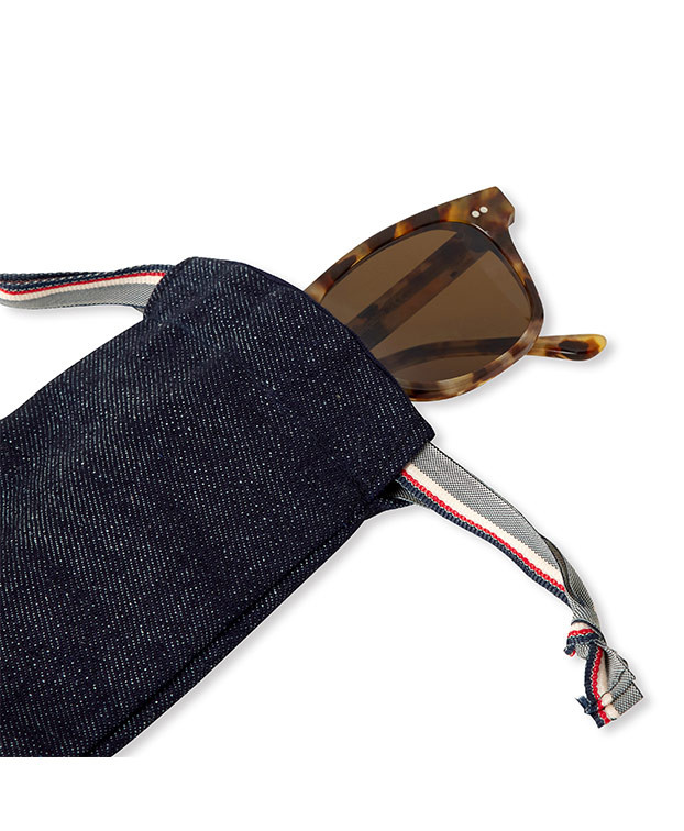 Lunette de soleil recyclées Lois - La Gentle Factory - Pochette Lunette de soleil recyclées Lois - La Gentle Factory - Pochette
