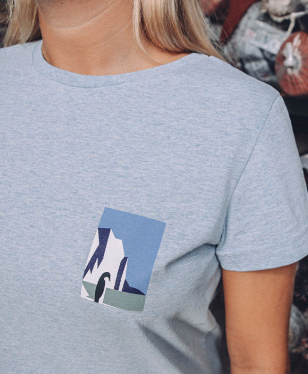 Tee-shirt Palmyre "Pingouins" bleu en coton bio - La Gentle Factory - Zoom sérigraphie
