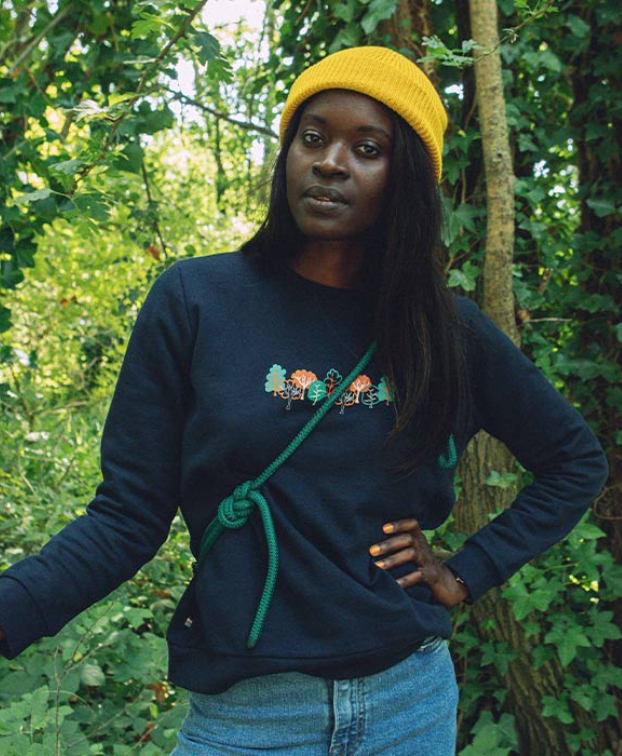 Sweat Stella bleu marine en coton bio - La Gentle Factory - Vue haut Sweat Stella bleu marine en coton bio - La Gentle Factory - Vue haut