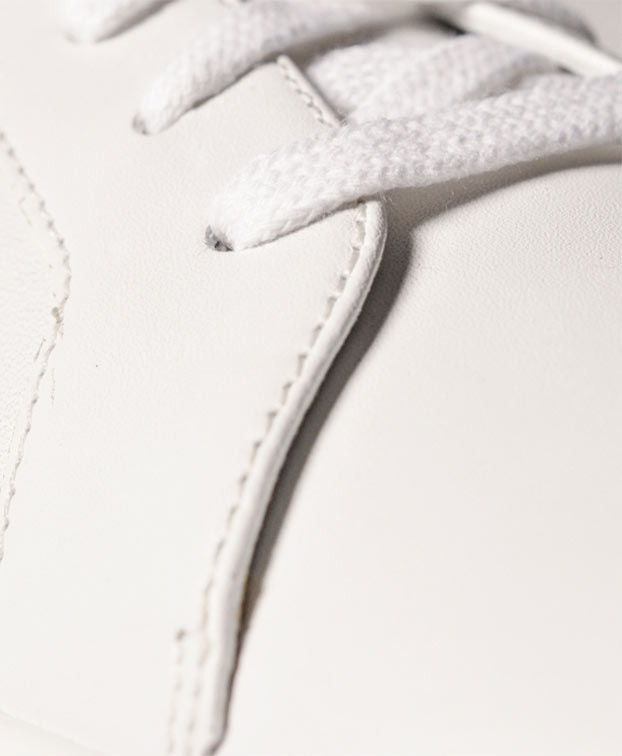Sneakers Cyprien blanches - La Gentle Factory - Zoom lacets