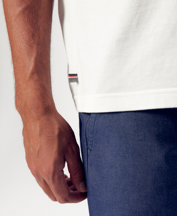Tee-shirt Philibert "Charmant" écru en coton bio – La Gentle Factory – Zoom détail Tee-shirt Philibert "Charmant" écru en coton bio – La Gentle Factory – Zoom détail