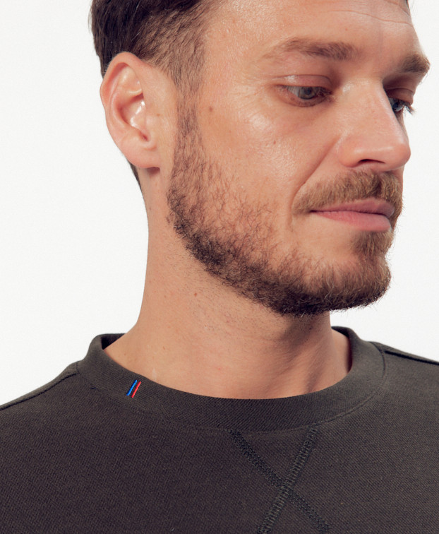 Sweat Français Homme Recyclé Paul Kaki Made In France - La Gentle Factory Sweat Français Homme Recyclé Paul Kaki Made In France - La Gentle Factory