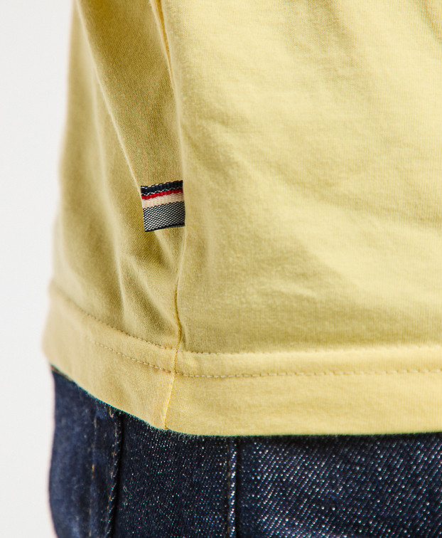 Tee-shirt Barthélémy brodé Goéland jaune doux en coton bio Tee-shirt Barthélémy brodé Goéland jaune doux en coton bio