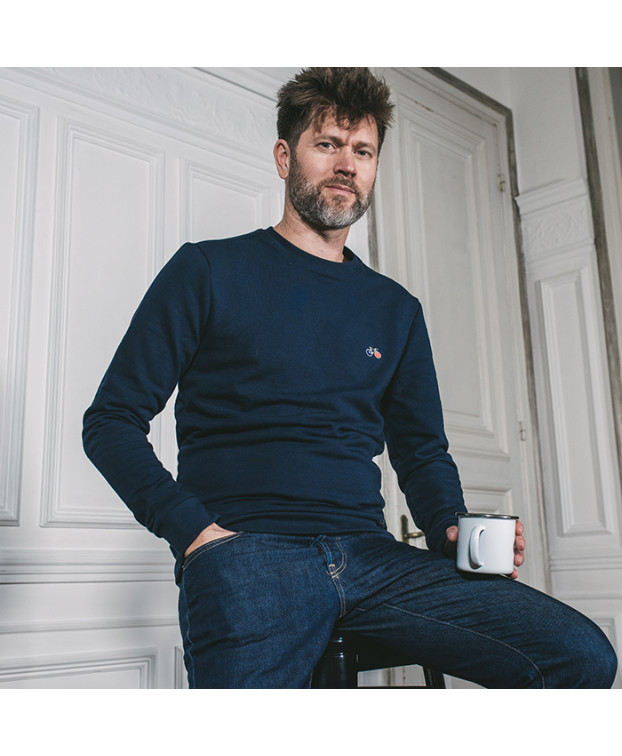 Sweat Benoit Vélo brodé bleu marine en coton bio Sweat Benoit Vélo brodé bleu marine en coton bio