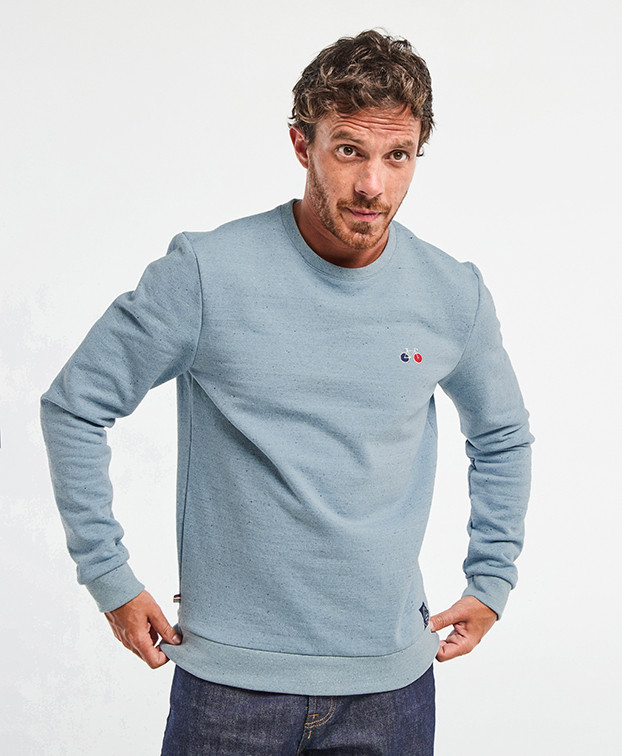 Sweat Basile Brodé Vélo Bleu Grisé en Coton Recyclé Sweat Basile Brodé Vélo Bleu Grisé en Coton Recyclé