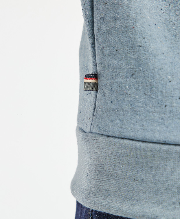 Sweat Basile Brodé Vélo Bleu Grisé en Coton Recyclé Sweat Basile Brodé Vélo Bleu Grisé en Coton Recyclé
